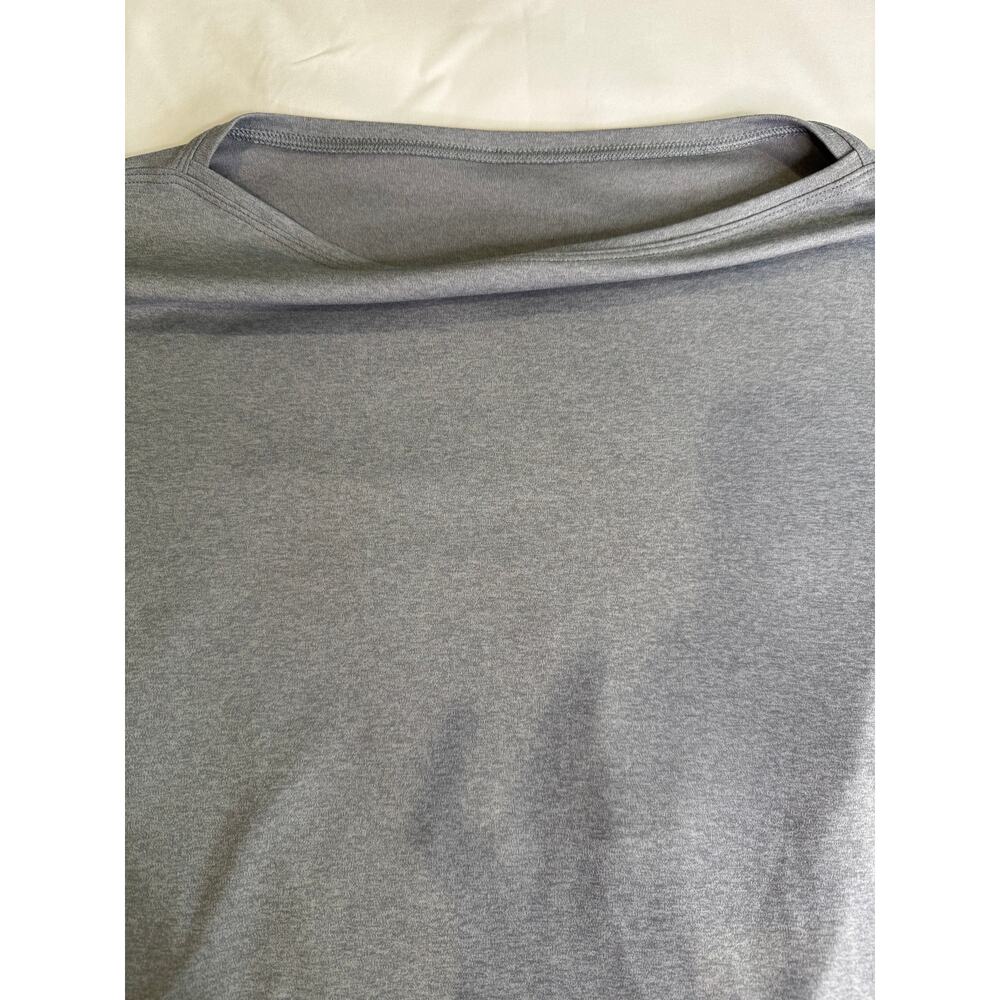 Lululemon Back In Action Long Sleeve - Picture 7 of 9